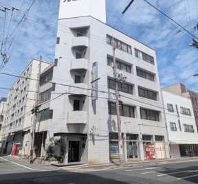 元ビル 3階